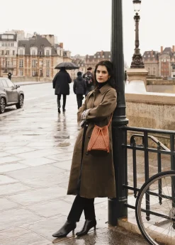 Adele Bucket Handbag in Black