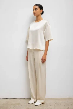 Barb Boxy Tee in Cream