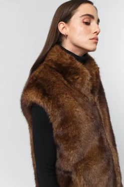 Laila Vest in Mink Brown