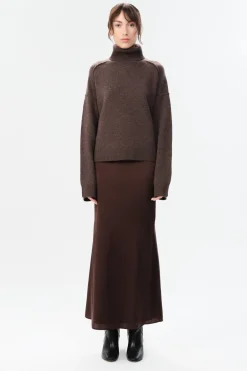 Melian Jordan Turtleneck in Brown