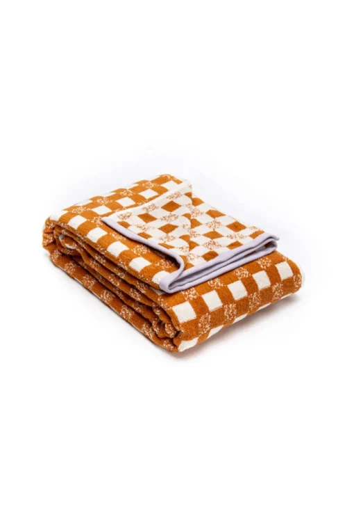Monroe Towel in Sudan Brown