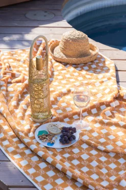 Monroe Towel in Sudan Brown