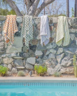 Monroe Towel in Sudan Brown