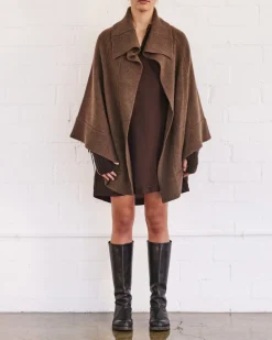 Nautical Cape in Wood