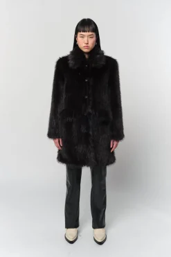 Pamela Mid-Length Coat in Noir