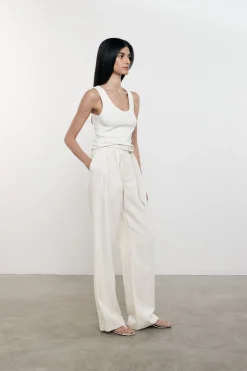 Ribbed Scoop Tank in White