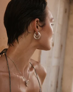 Ridged Amalfi Hinge Hoops