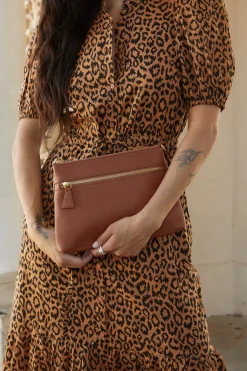 Sydney Crossbody Bag in Maple