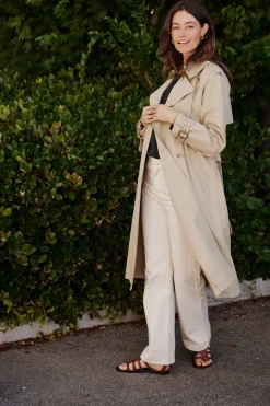 Tanner Trench Coat in Khaki