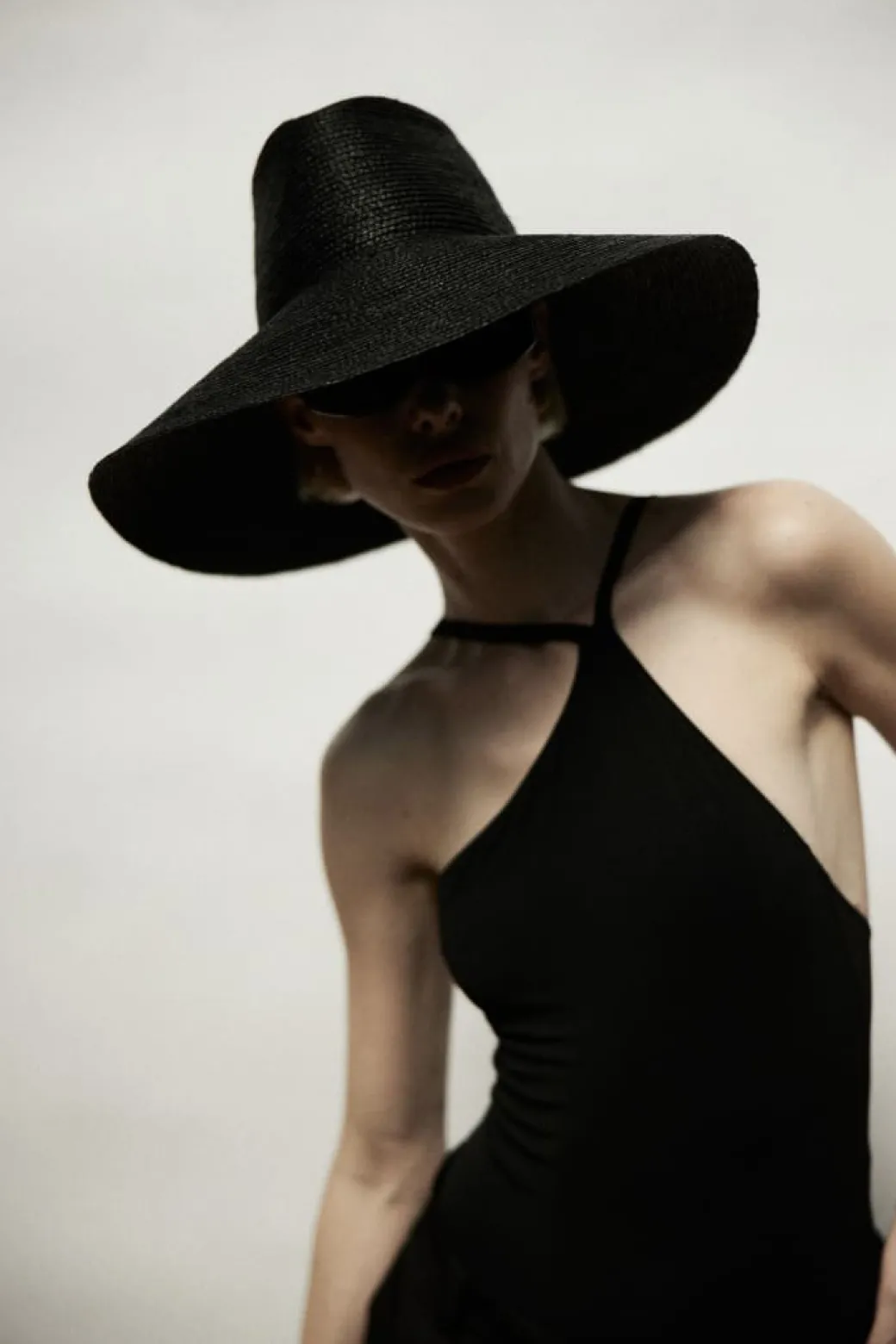 Tinsley Hat in Black