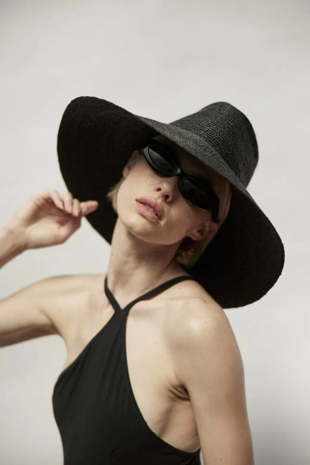 Tinsley Hat in Black