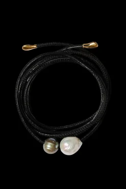 Vanya Leather Wrap Bracelet in Black