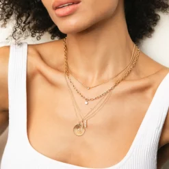 X-Small Diamond Curb Chain Necklace in Yellow Gold